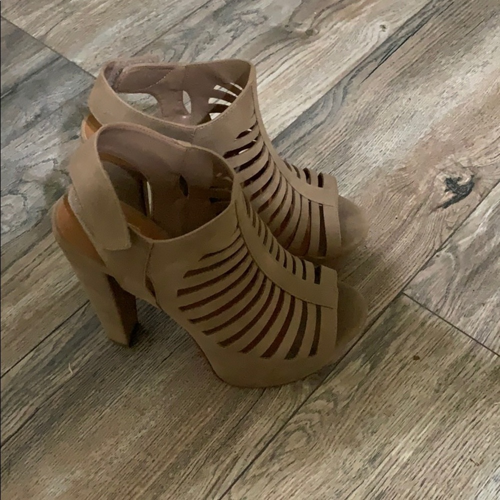 Tan heals